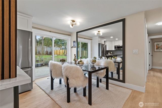 5526 114th Ave NE, Kirkland, WA 98033