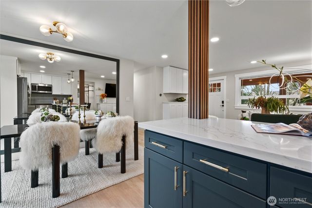 5526 114th Ave NE, Kirkland, WA 98033