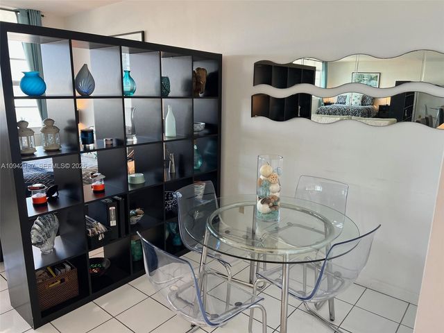 100 Lincoln Road 1637, Miami Beach, FL 33139