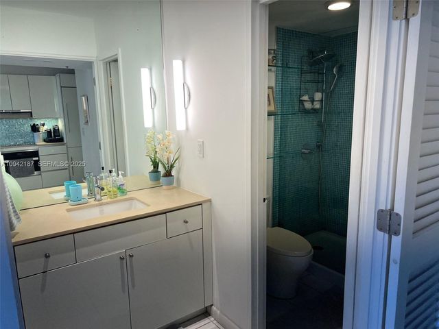 100 Lincoln Road 1637, Miami Beach, FL 33139