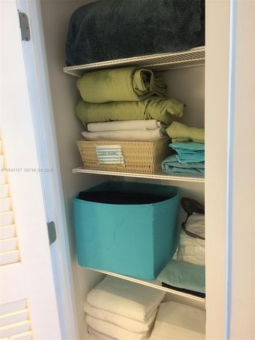 100 Lincoln Road 1637, Miami Beach, FL 33139