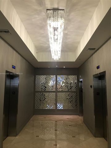 100 Lincoln Road 1637, Miami Beach, FL 33139