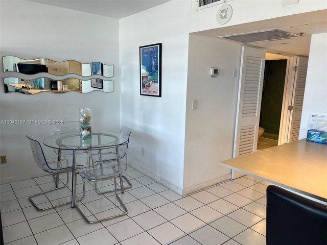 100 Lincoln Road 1637, Miami Beach, FL 33139