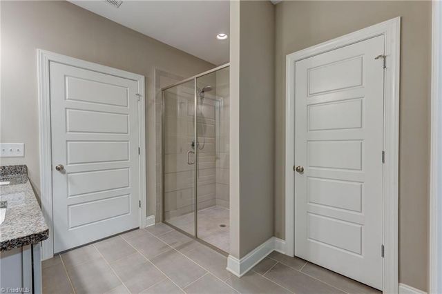 1009 Beechcrest Drive, Kernersville, NC 27284