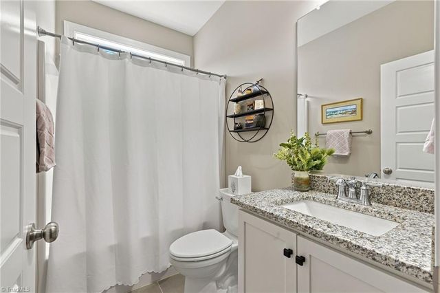 1009 Beechcrest Drive, Kernersville, NC 27284