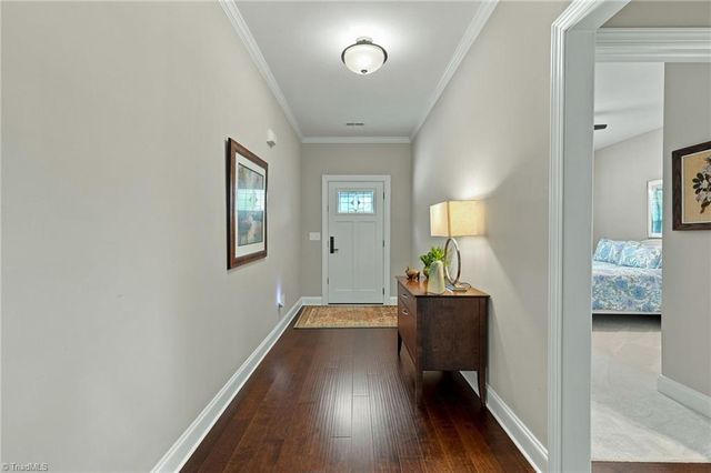 1009 Beechcrest Drive, Kernersville, NC 27284