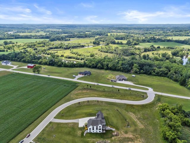 S53W26764 Gemstone COURT, Waukesha, WI 53189