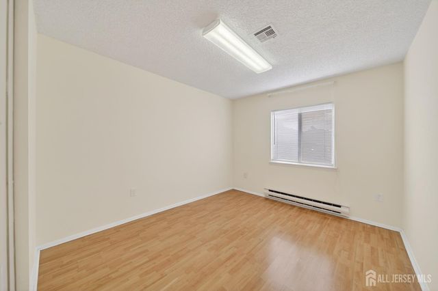 487-A Grandin Road, Monroe, NJ 08831