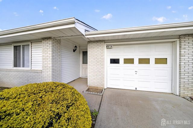 487-A Grandin Road, Monroe, NJ 08831