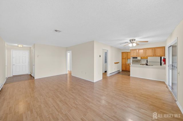 487-A Grandin Road, Monroe, NJ 08831