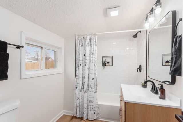 130 E Woodrow Avenue, Columbus, OH 43207