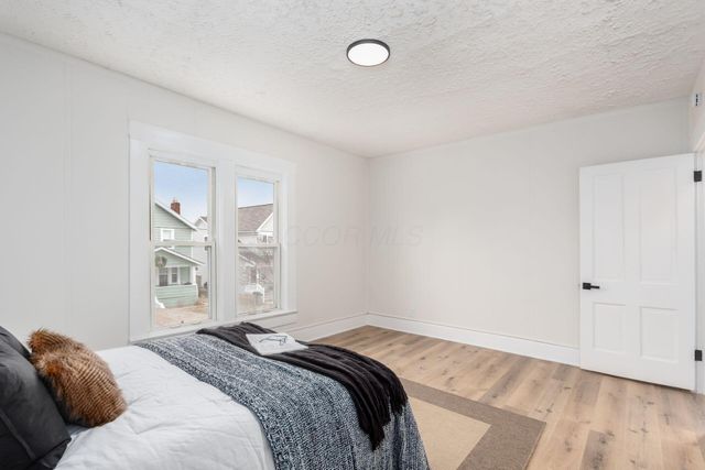 130 E Woodrow Avenue, Columbus, OH 43207