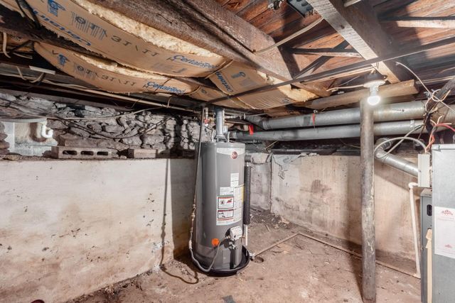 130 E Woodrow Avenue, Columbus, OH 43207