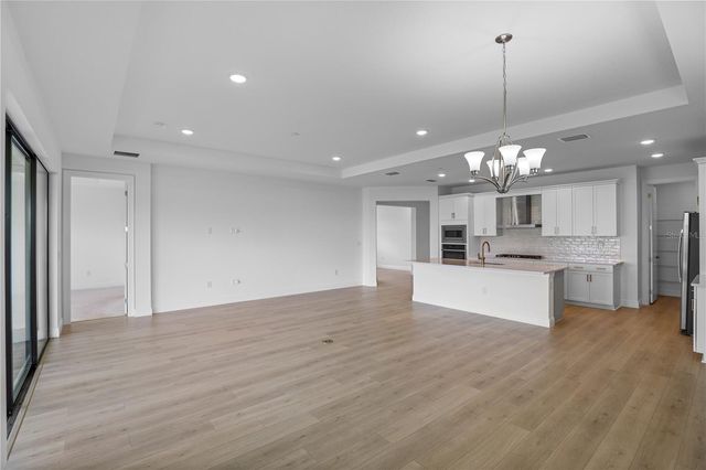 18119 CRESSWIND TERRACE, Lakewood Ranch, FL 34211