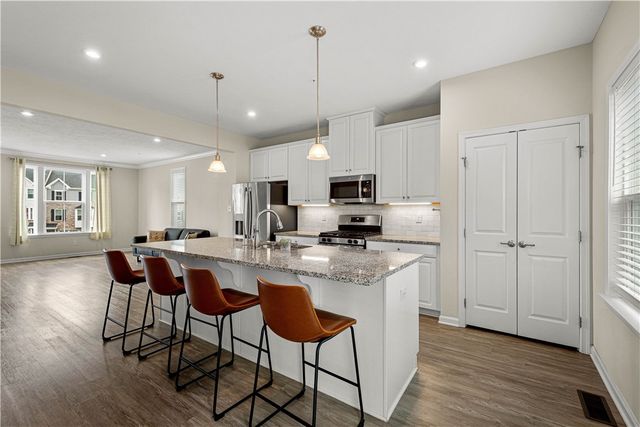 160 COLE DRIVE, Robinson Twp, PA 15136