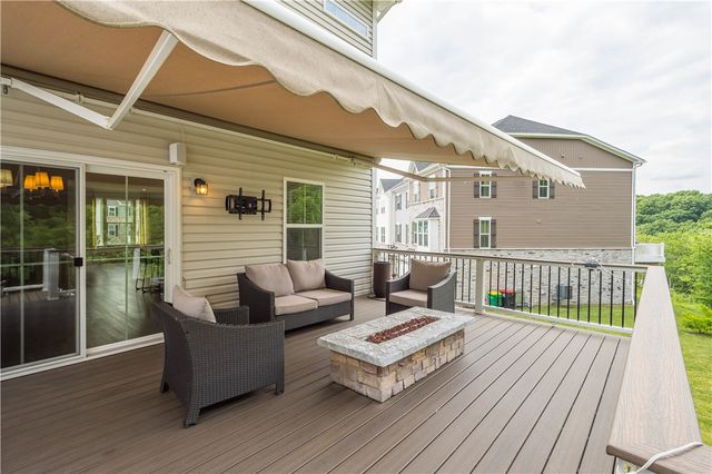 160 COLE DRIVE, Robinson Twp, PA 15136