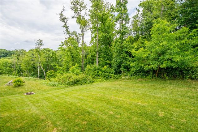 160 COLE DRIVE, Robinson Twp, PA 15136