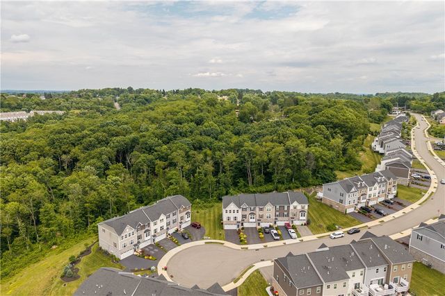 160 COLE DRIVE, Robinson Twp, PA 15136