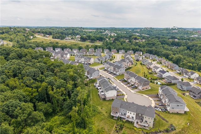 160 COLE DRIVE, Robinson Twp, PA 15136