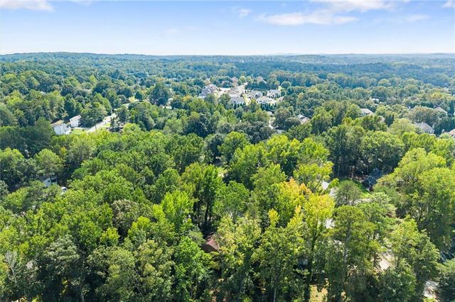 4916 Hawk Trail NE, Marietta, GA 30066