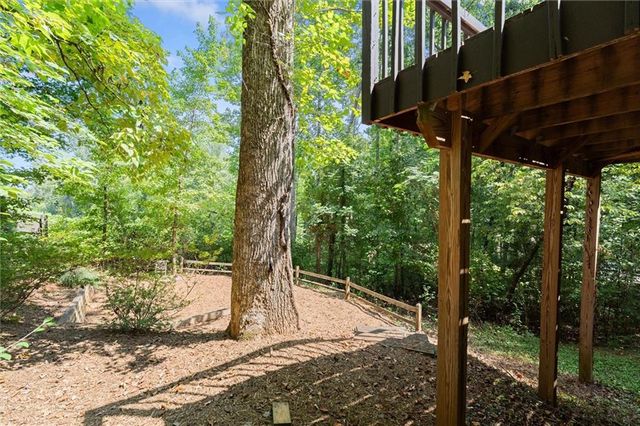 4916 Hawk Trail NE, Marietta, GA 30066