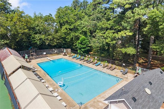 4916 Hawk Trail NE, Marietta, GA 30066