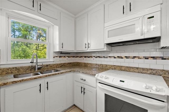 4916 Hawk Trail NE, Marietta, GA 30066