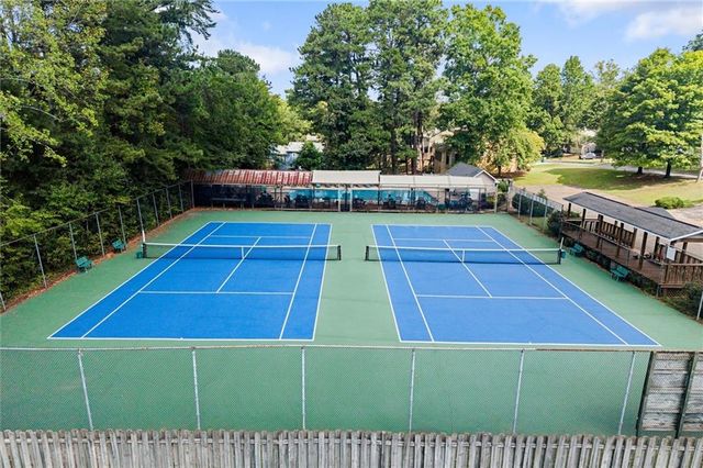 4916 Hawk Trail NE, Marietta, GA 30066
