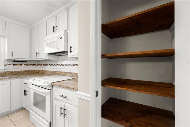 4916 Hawk Trail NE, Marietta, GA 30066