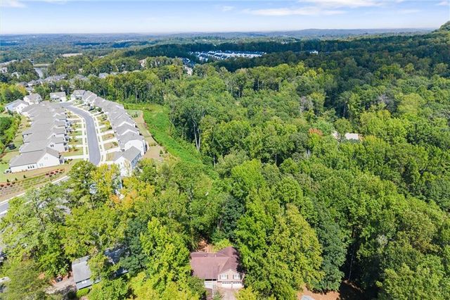 4916 Hawk Trail NE, Marietta, GA 30066