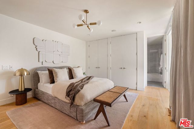 1130 Maytor Place, Beverly Hills, CA 90210