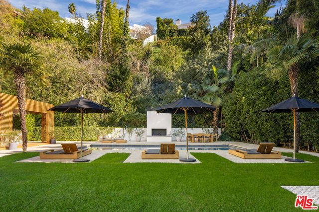 1130 Maytor Place, Beverly Hills, CA 90210