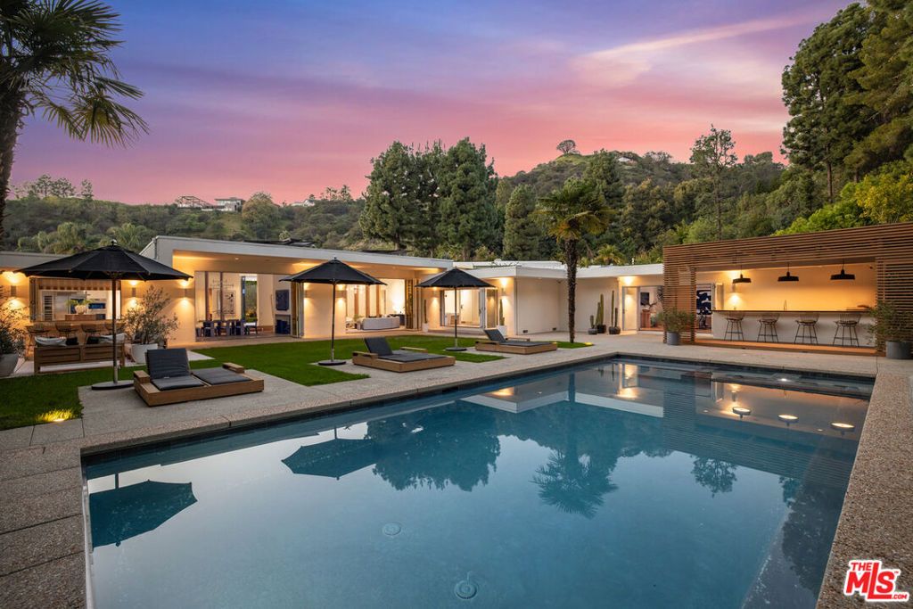 1130 Maytor Place, Beverly Hills, CA 90210