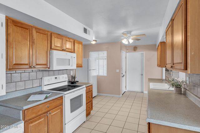 10210 W SUN CITY Boulevard, Sun City, AZ 85351