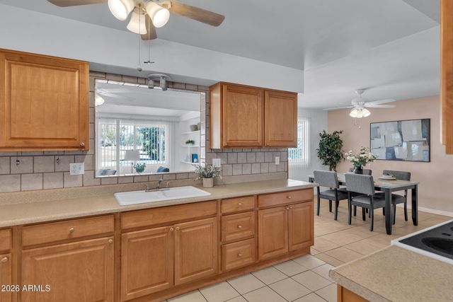 10210 W SUN CITY Boulevard, Sun City, AZ 85351