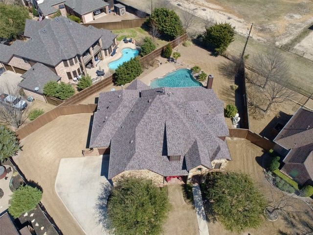 1641 Hidden Bluff Court, Prosper, TX 75078