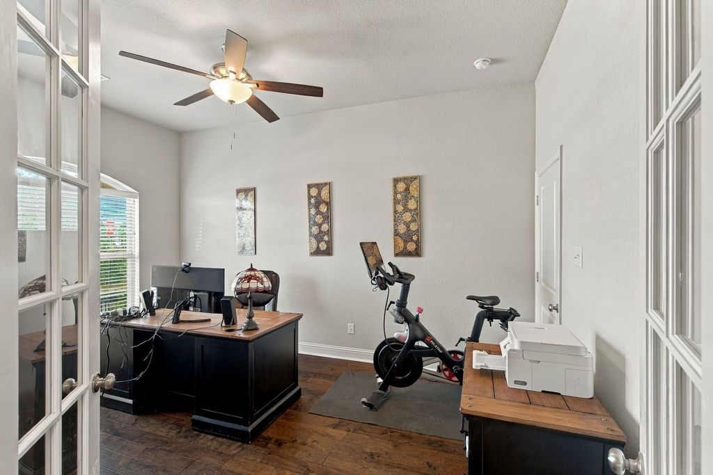 288 Brazos Street, Burleson, TX 76028 — photo 4