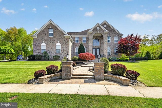 45 EMERALD RD, Robbinsville, NJ 08691