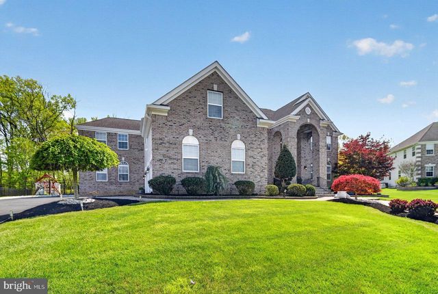 45 EMERALD RD, Robbinsville, NJ 08691