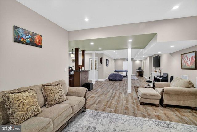 45 EMERALD RD, Robbinsville, NJ 08691