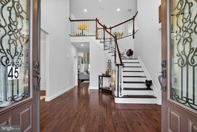 45 EMERALD RD, Robbinsville, NJ 08691