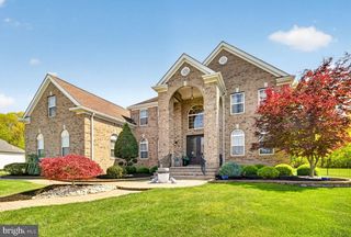 45 EMERALD RD, Robbinsville, NJ 08691