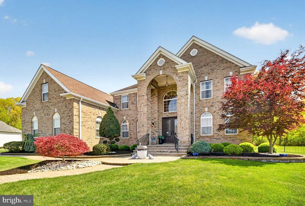 45 EMERALD RD, Robbinsville, NJ 08691