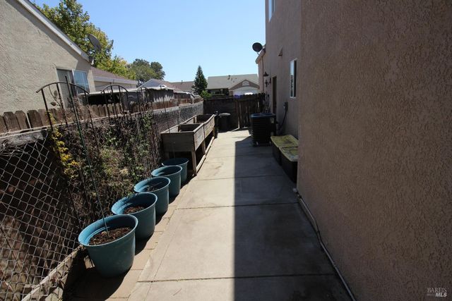 513 De Flores Cir, Rio Vista, CA 94571