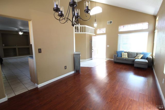 513 De Flores Cir, Rio Vista, CA 94571