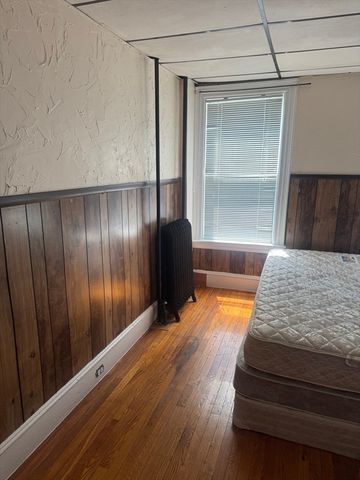 85 Oliver 1, Malden, MA 02148