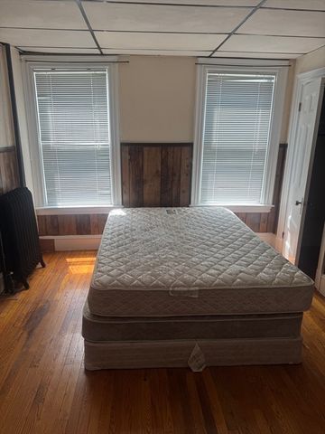 85 Oliver 1, Malden, MA 02148