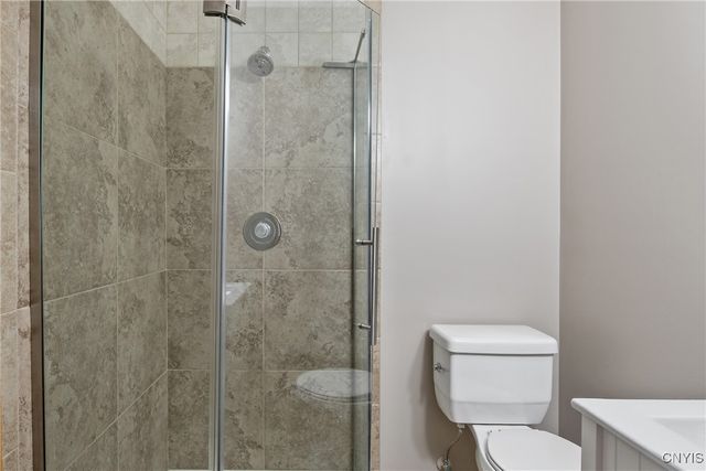 201 Woburn Drive, Camillus, NY 13031