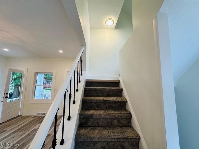 3250 W 127th Street, Cleveland, OH 44111