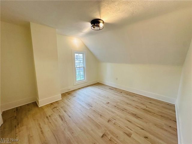 3250 W 127th Street, Cleveland, OH 44111